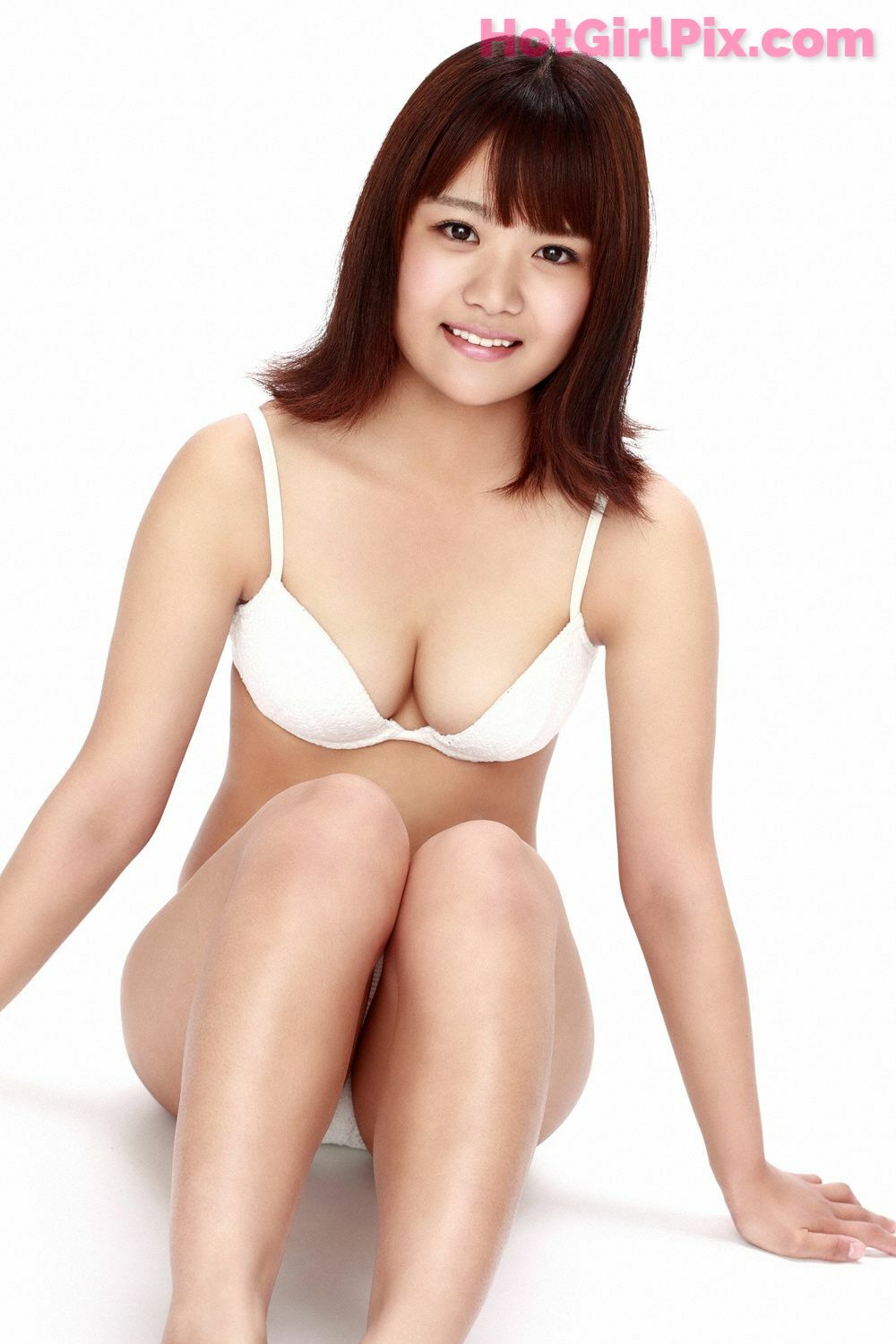 [Graphis] Mayu Kamiya - First Gravure First off daughter