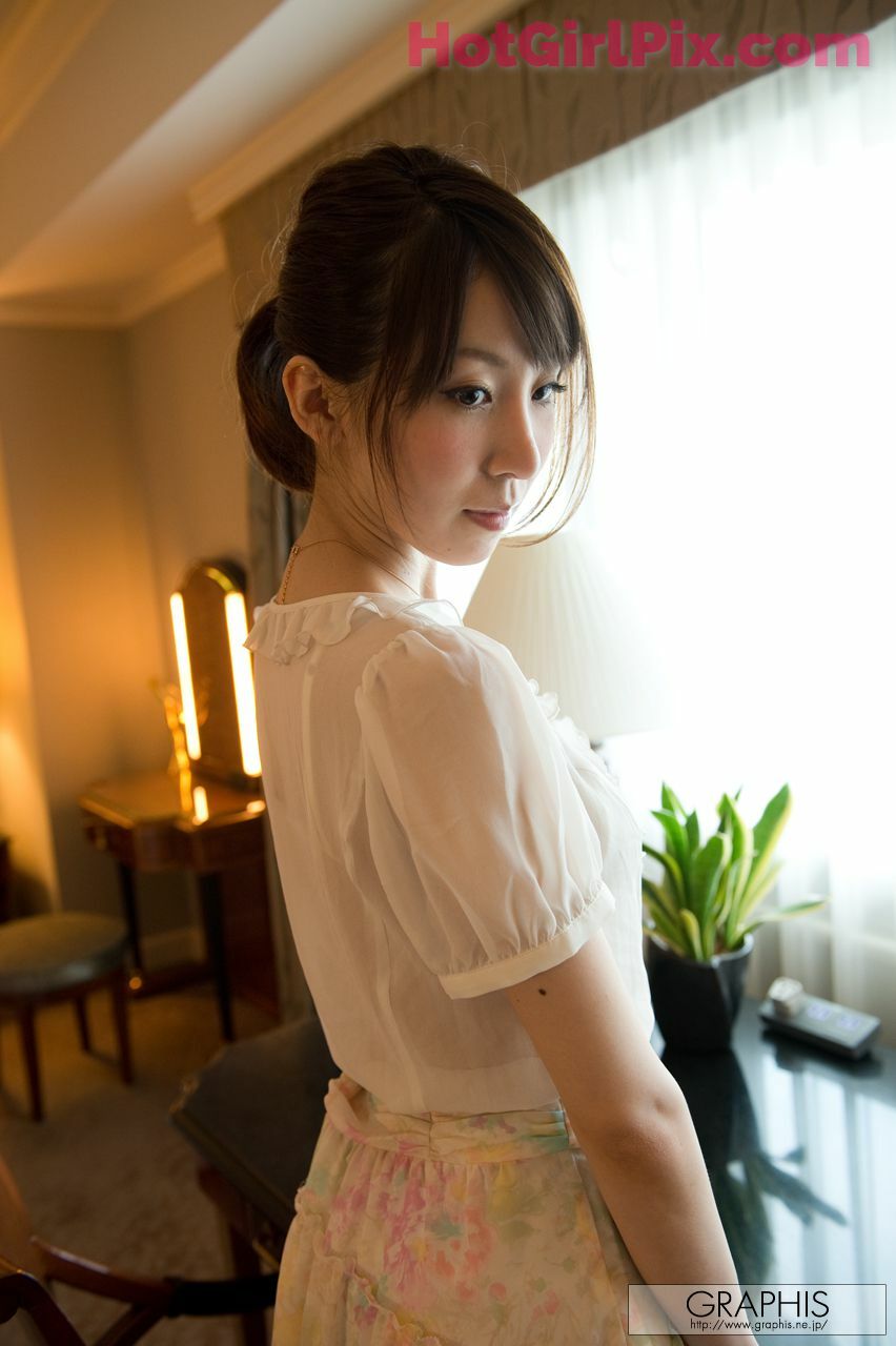 [Graphis]  Chibana Meisa - First Gravure