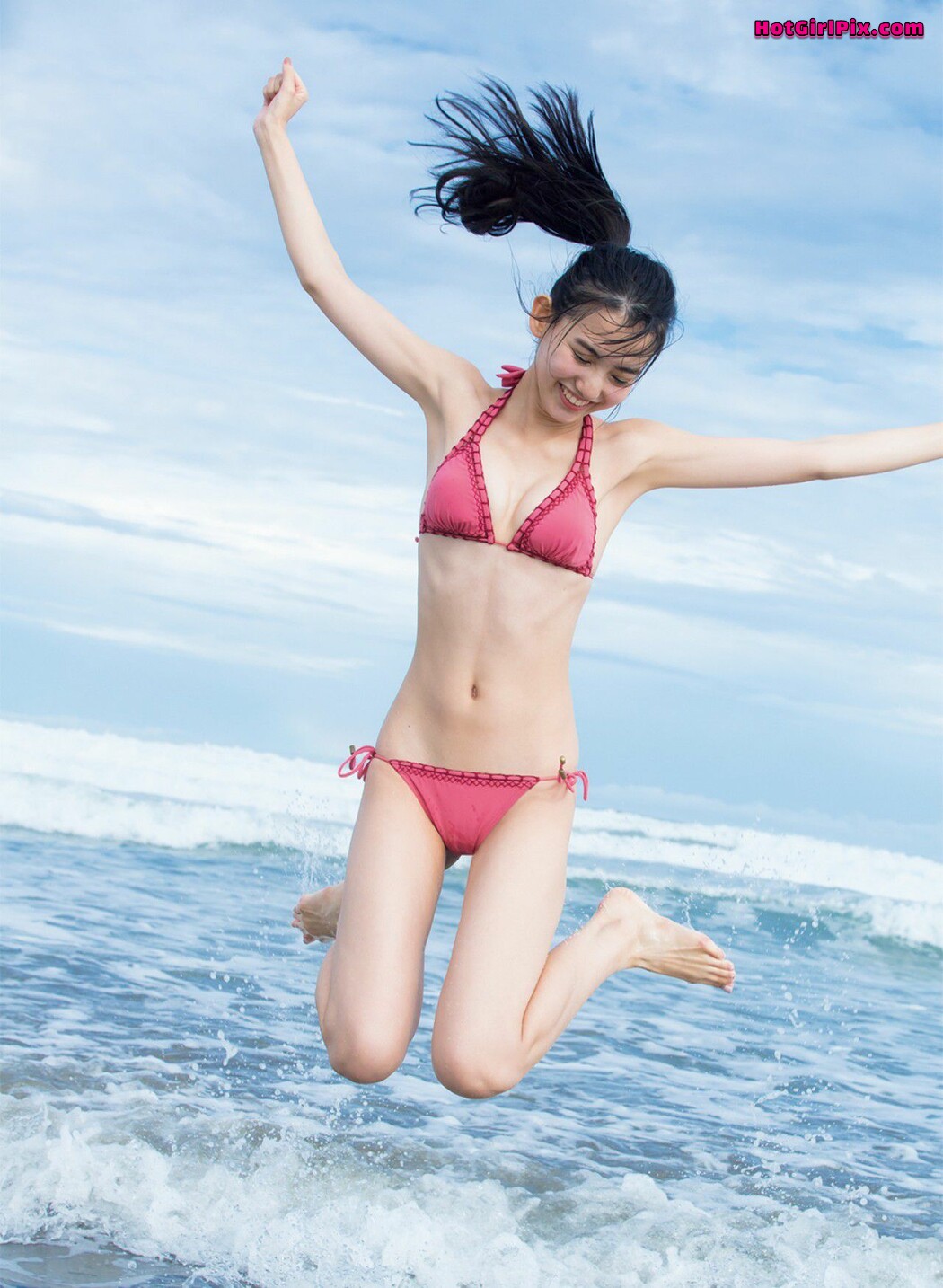 [FRIDAY] Rena Kuroki - "Seventeens Bikini"