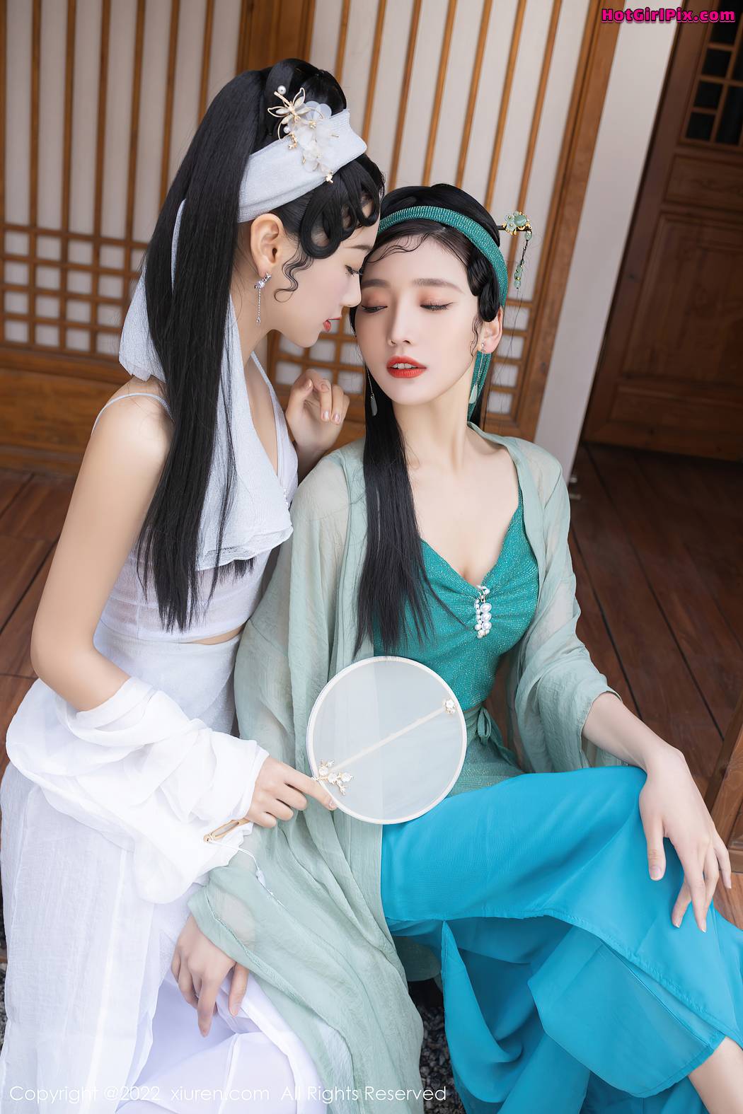 [XIUREN] No.4952 Tang An Qi 唐安琪 & Lu Xuan Xuan 陆萱萱