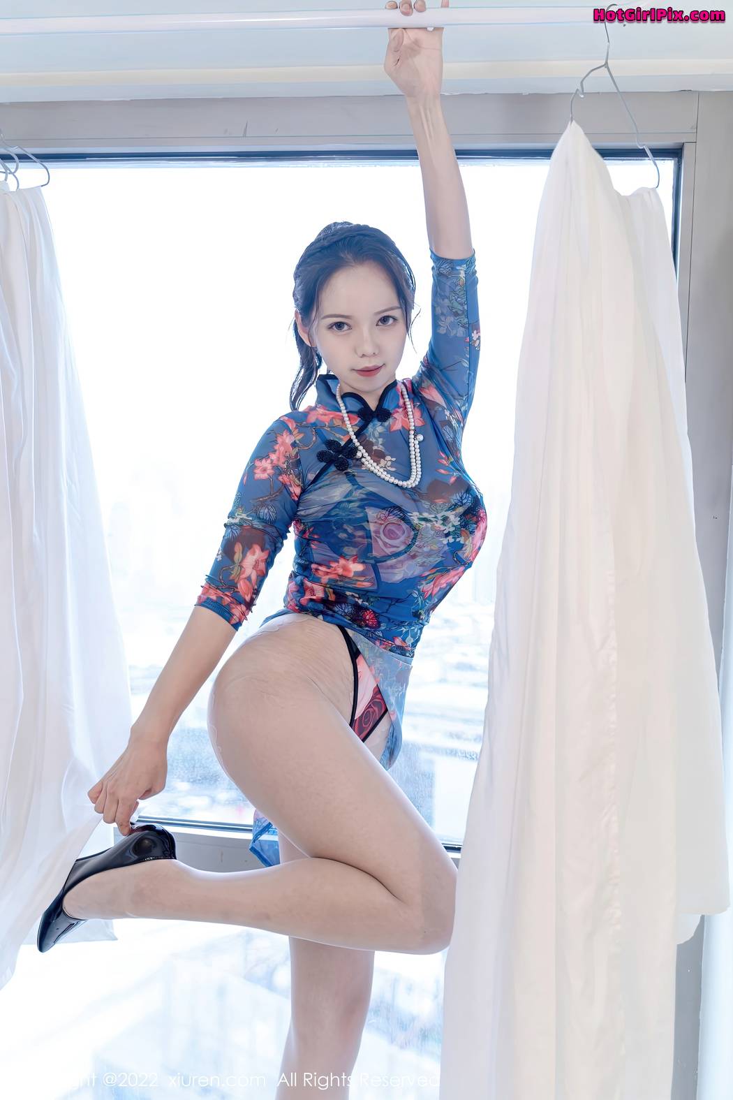 [XIUREN] No.5819 大美妞儿