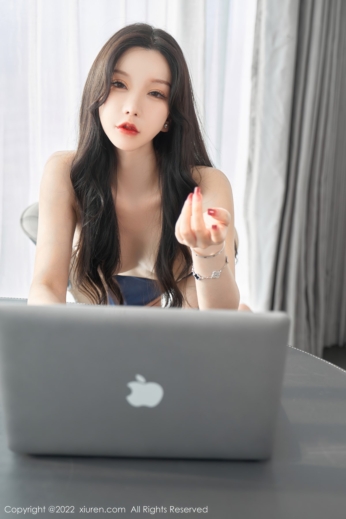 [XIUREN] No.5948 Zhou Yu Xi Sally