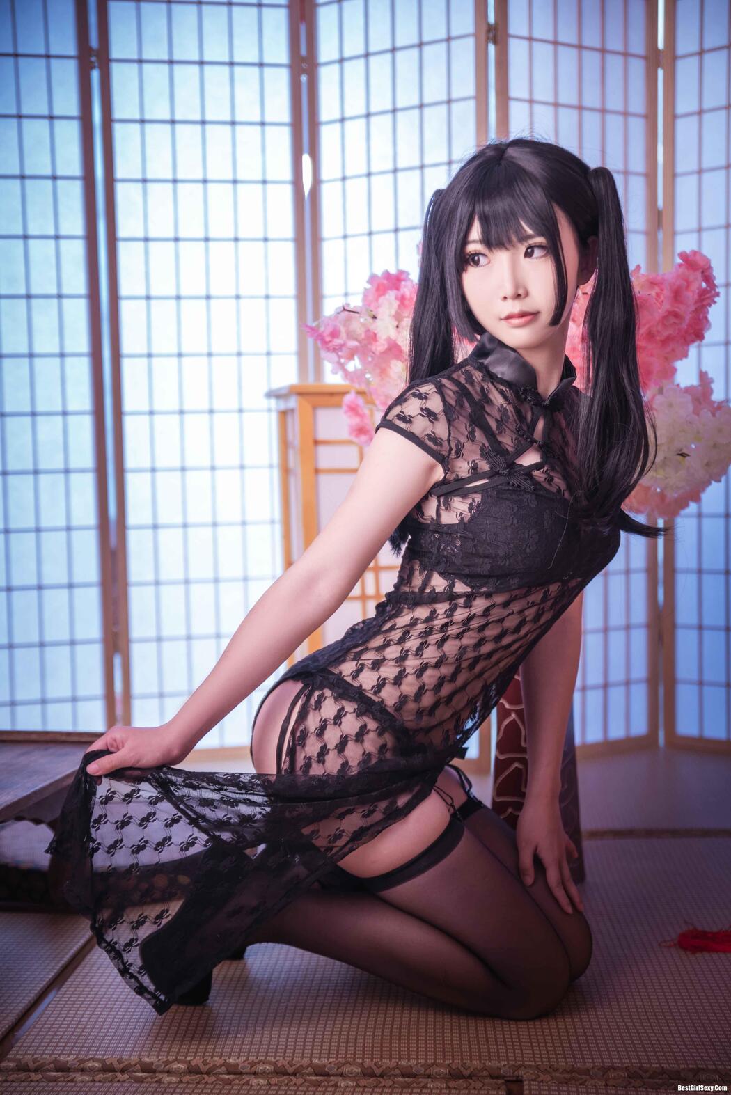 [Coser面饼仙儿] NO.018 Black silk sexy cheongsam Cover Photo