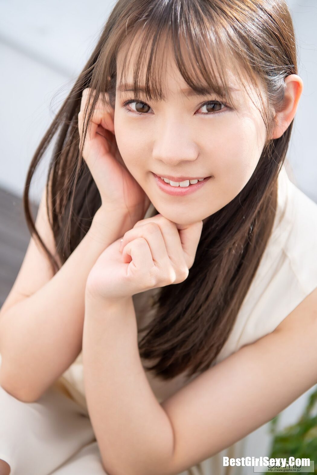 Graphis First Gravure 初脱ぎ娘 No.173 Uta Hayano はやのうた 02