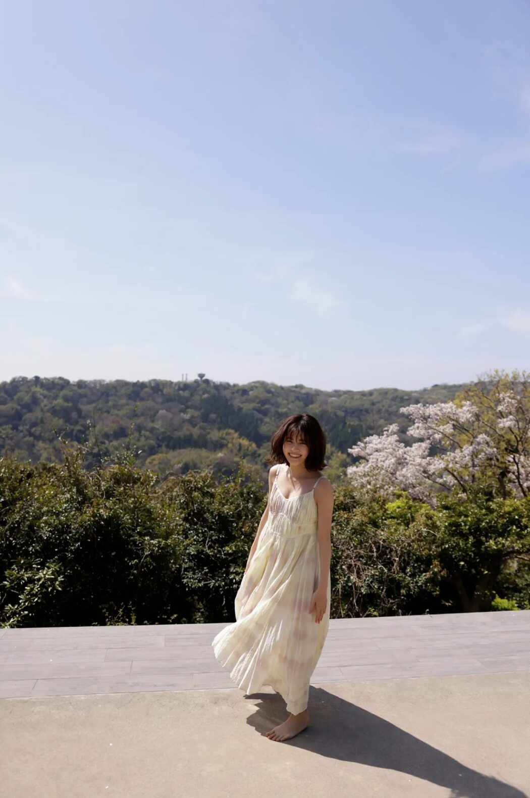 FRIDAY Yume Shinjo 新條由芽 – Monthly Girl 013 マンスリーガール013 2022-06-02