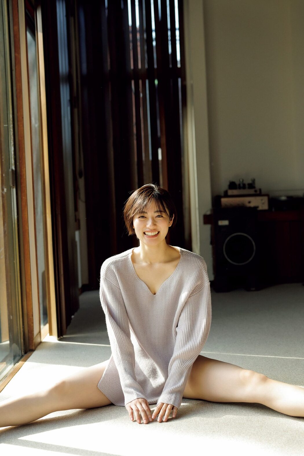 FRIDAY Digital Photobook Kazusa Okuyama 奥山かずさ – Re-love love again 再恋 再ビ恋ヲスル 2022-07-29