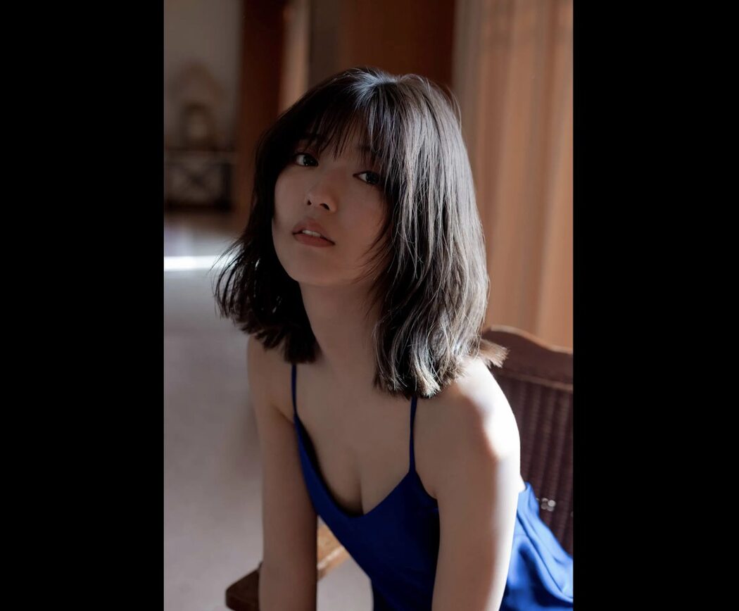 FRIDAY Mio Kudo 工藤美桜 – Monthly Girl 011 マンスリーガール011 2022-04-28