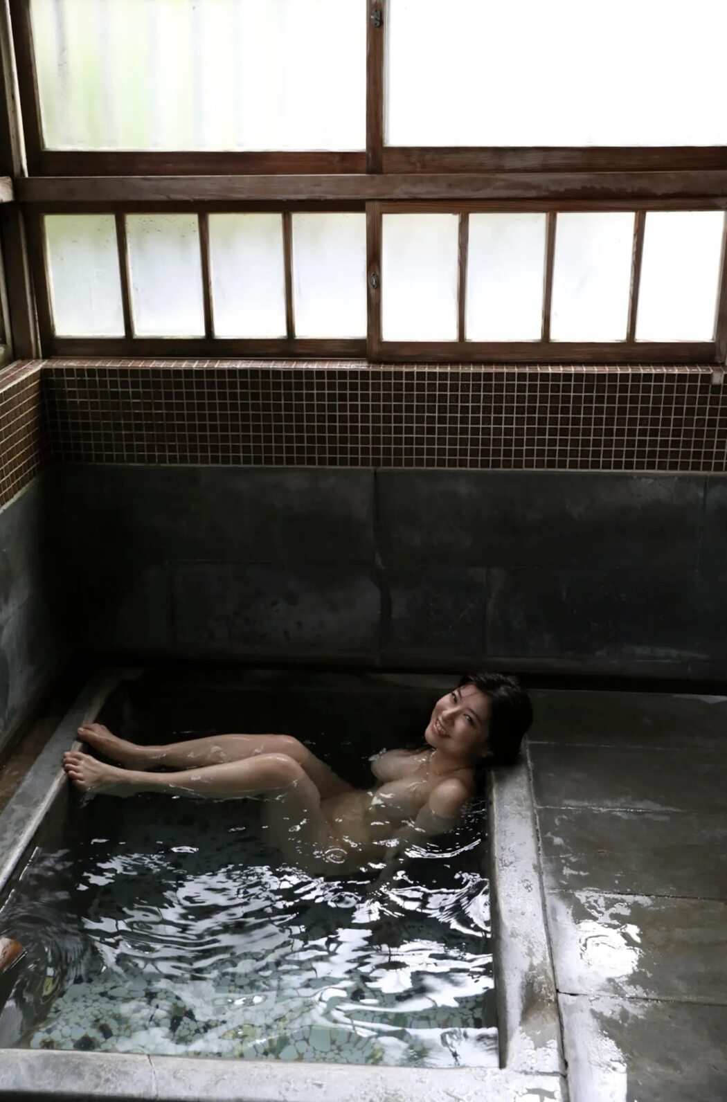 FRIDAY Digital Photobook Miri Hanai 花井美理 – Lifting of the ban H cup naked 解禁 Hカップ裸身 2020-03-06