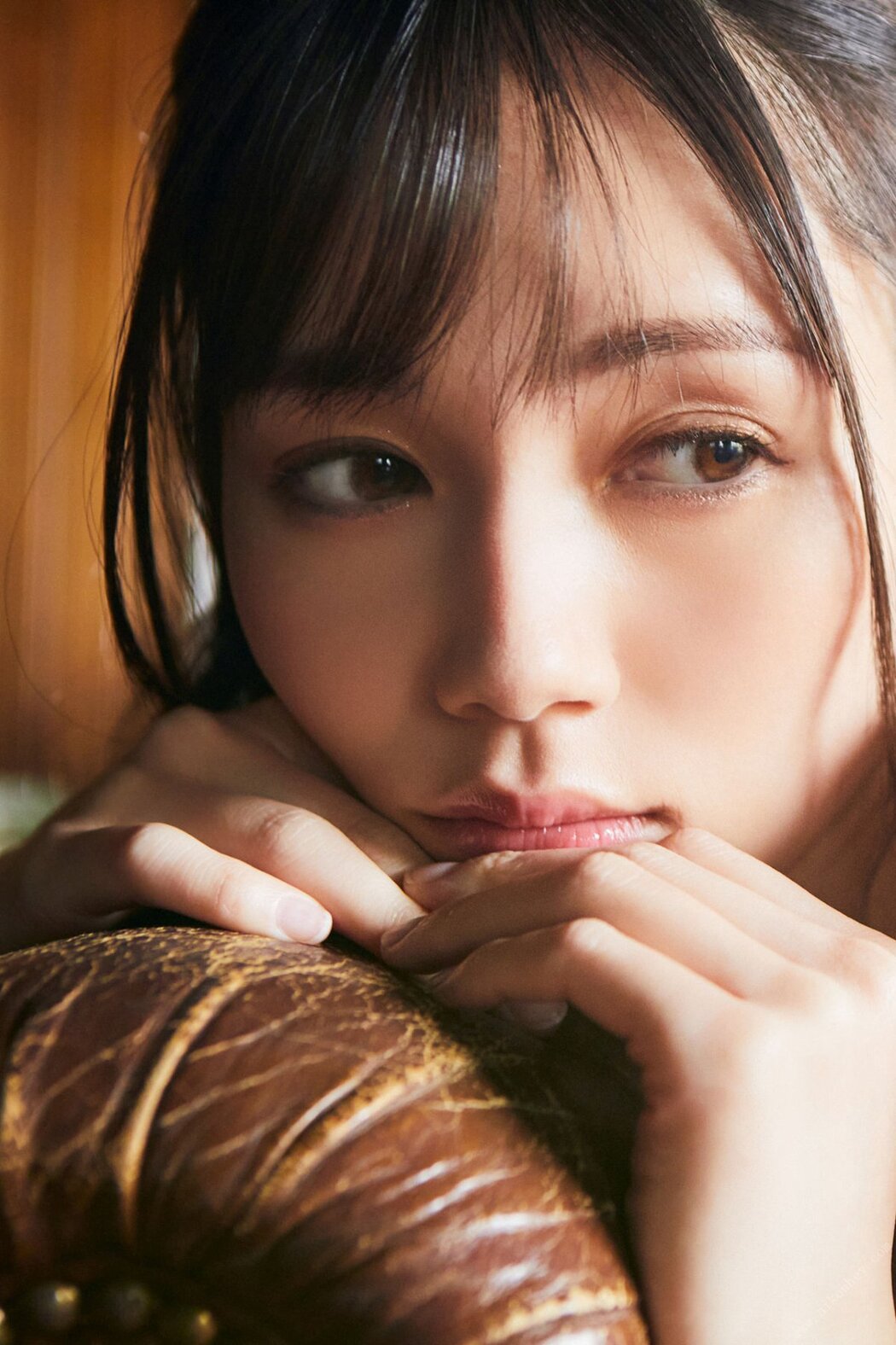 FRIDAY Digital Photobook Remu Suzumori 涼森れむ – The most beautiful hair nude in the world 世界一美しいヘアヌード Red ver 2022-07-08