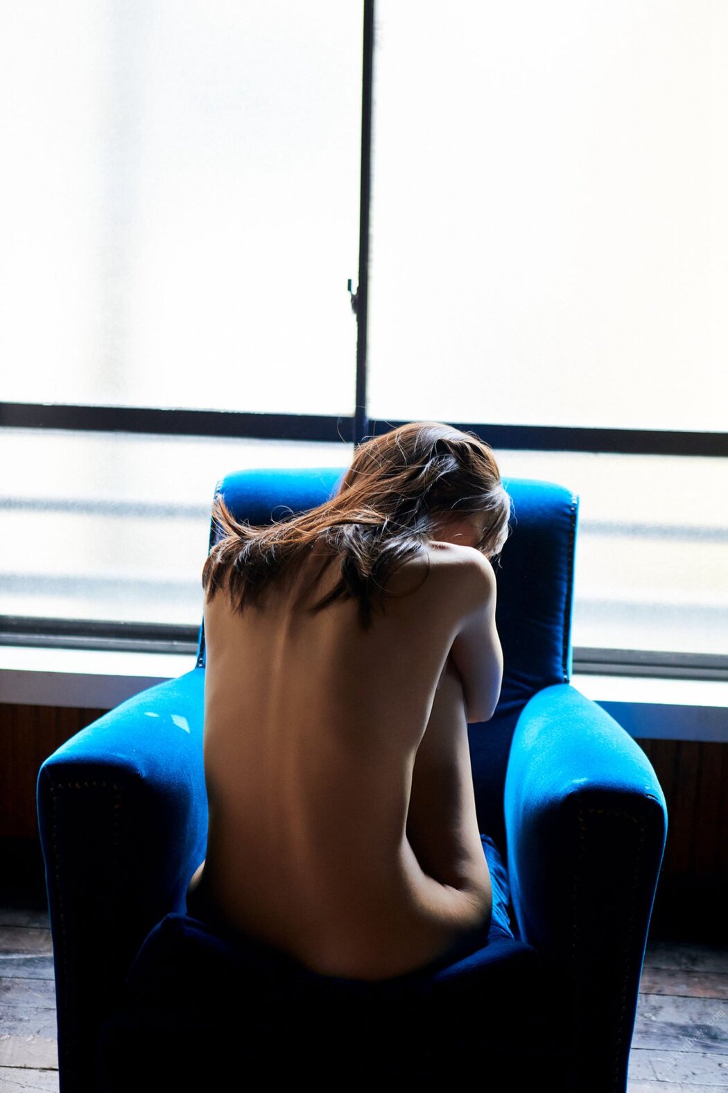 FRIDAY Digital Photobook Remu Suzumori 涼森れむ – The most beautiful hair nude in the world 世界一美しいヘアヌード Red ver 2022-07-08
