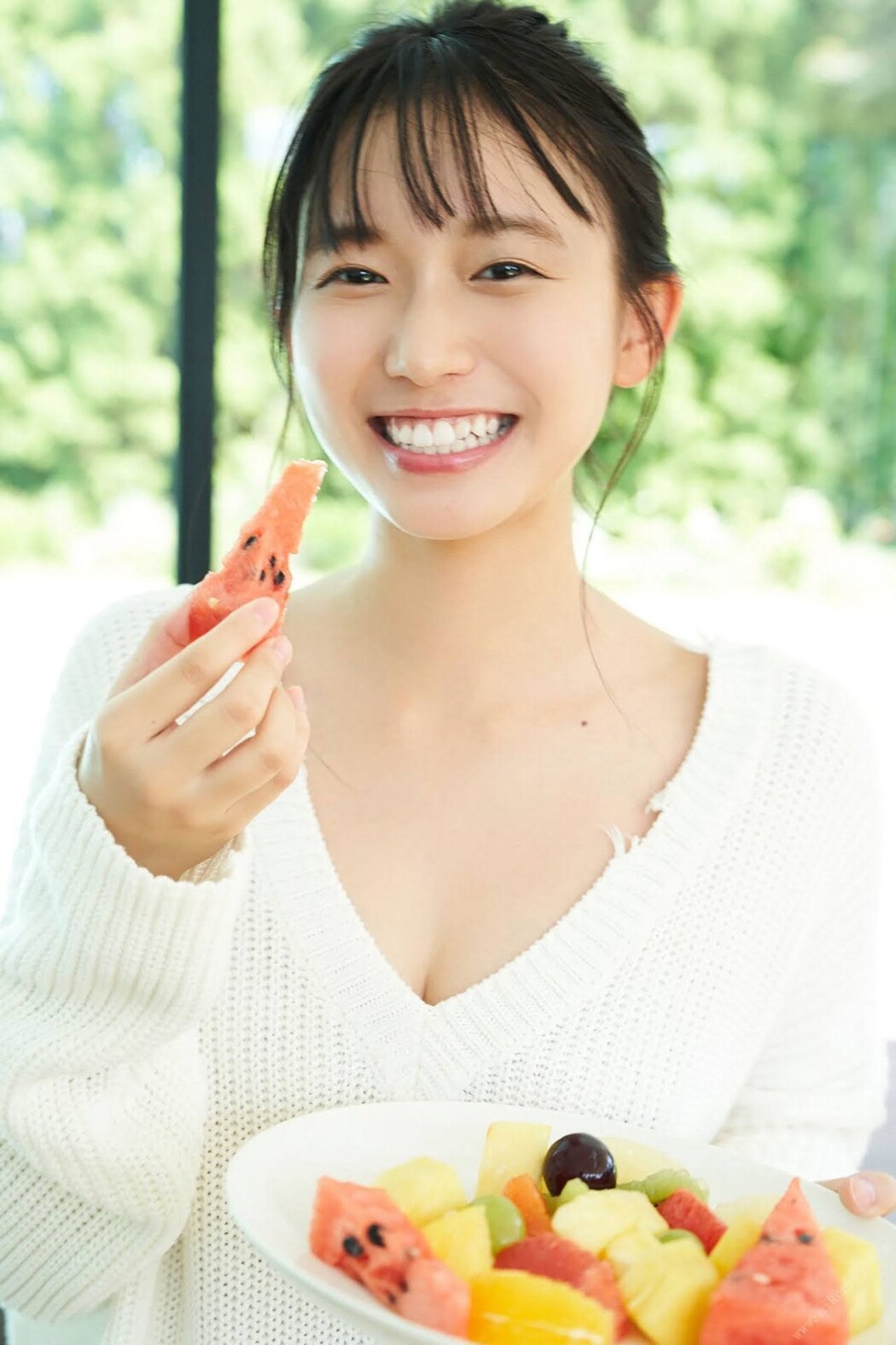 ZIP 岡お天気キャスター 志田音々現役女子大生の初ビキニ Vol.3 未公開 119 カット完全版 FRIDAY デジタル写真集 A
