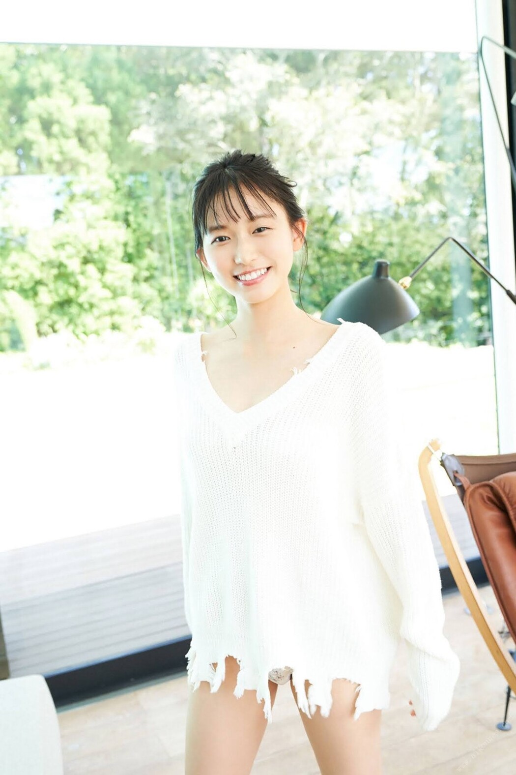 ZIP 岡お天気キャスター 志田音々現役女子大生の初ビキニ Vol.3 未公開 119 カット完全版 FRIDAY デジタル写真集 A