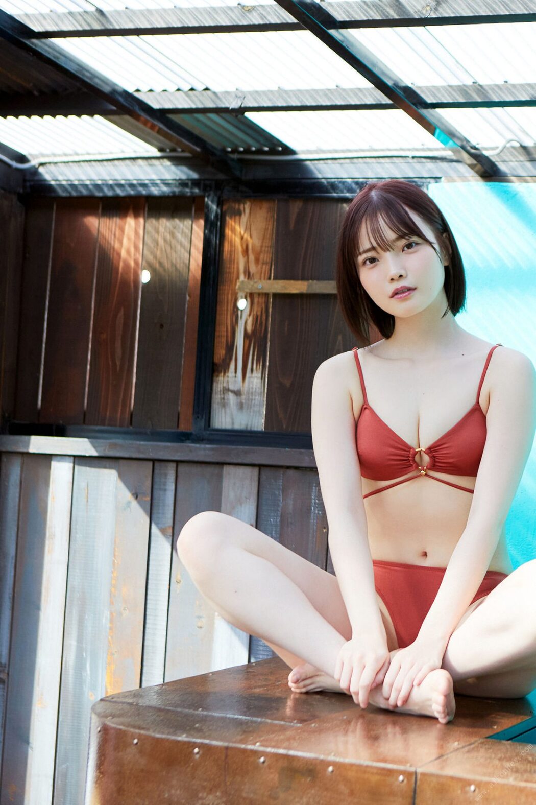 FRIDAY Digital Photobook Himeka Araya 新谷姫加 – Enchanting S line 魅惑のSライン 2022-07-29