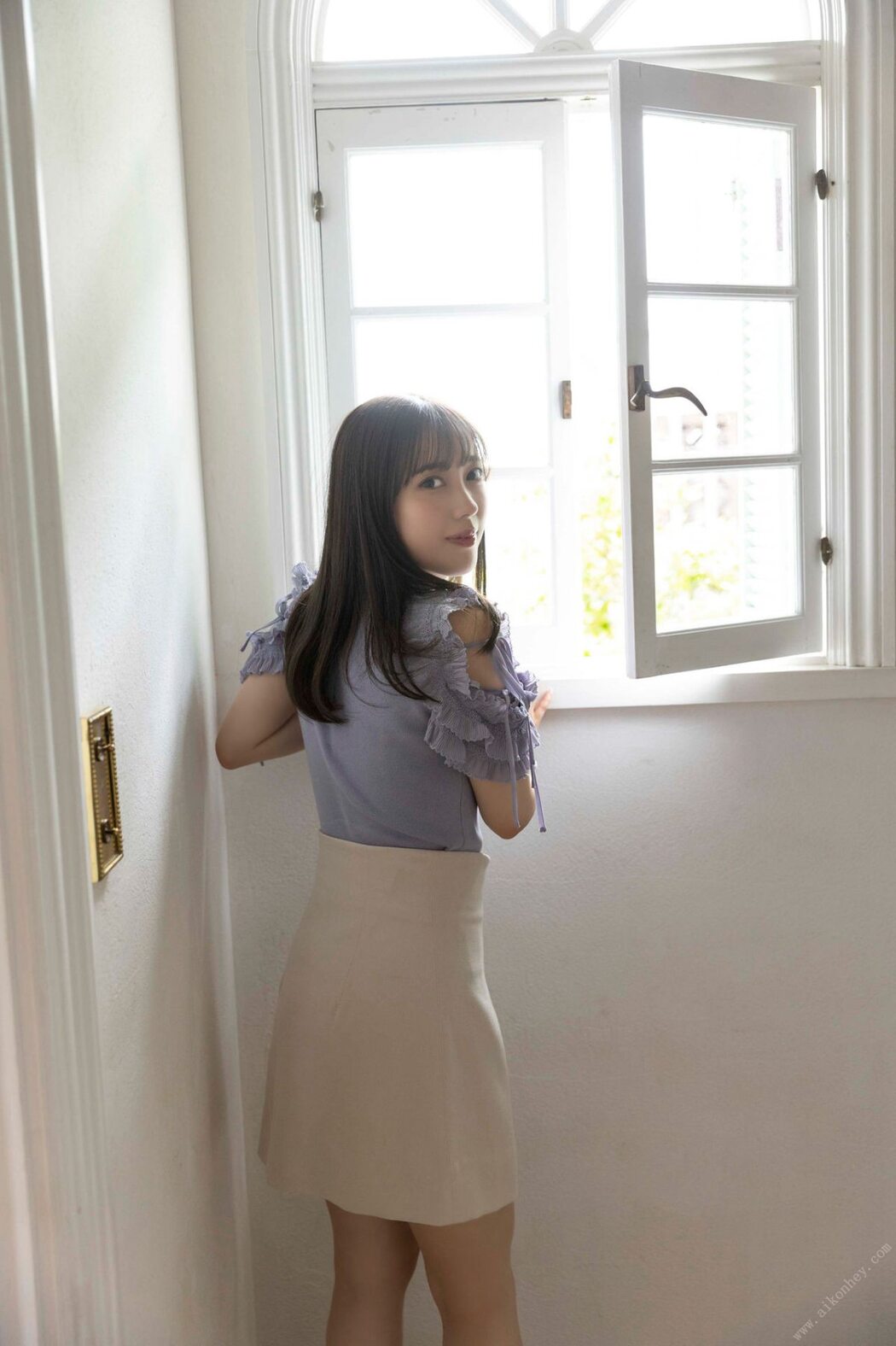 FRIDAY Digital Photobook Yotsuha Kominato 小湊よつ葉 – Naked princess Vol.2 ハダカのプリンセス Vol.2 2022-08-05