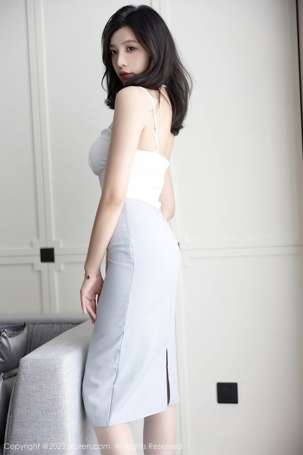 [XIUREN] No.6898 Zheng Ying Shan Bev