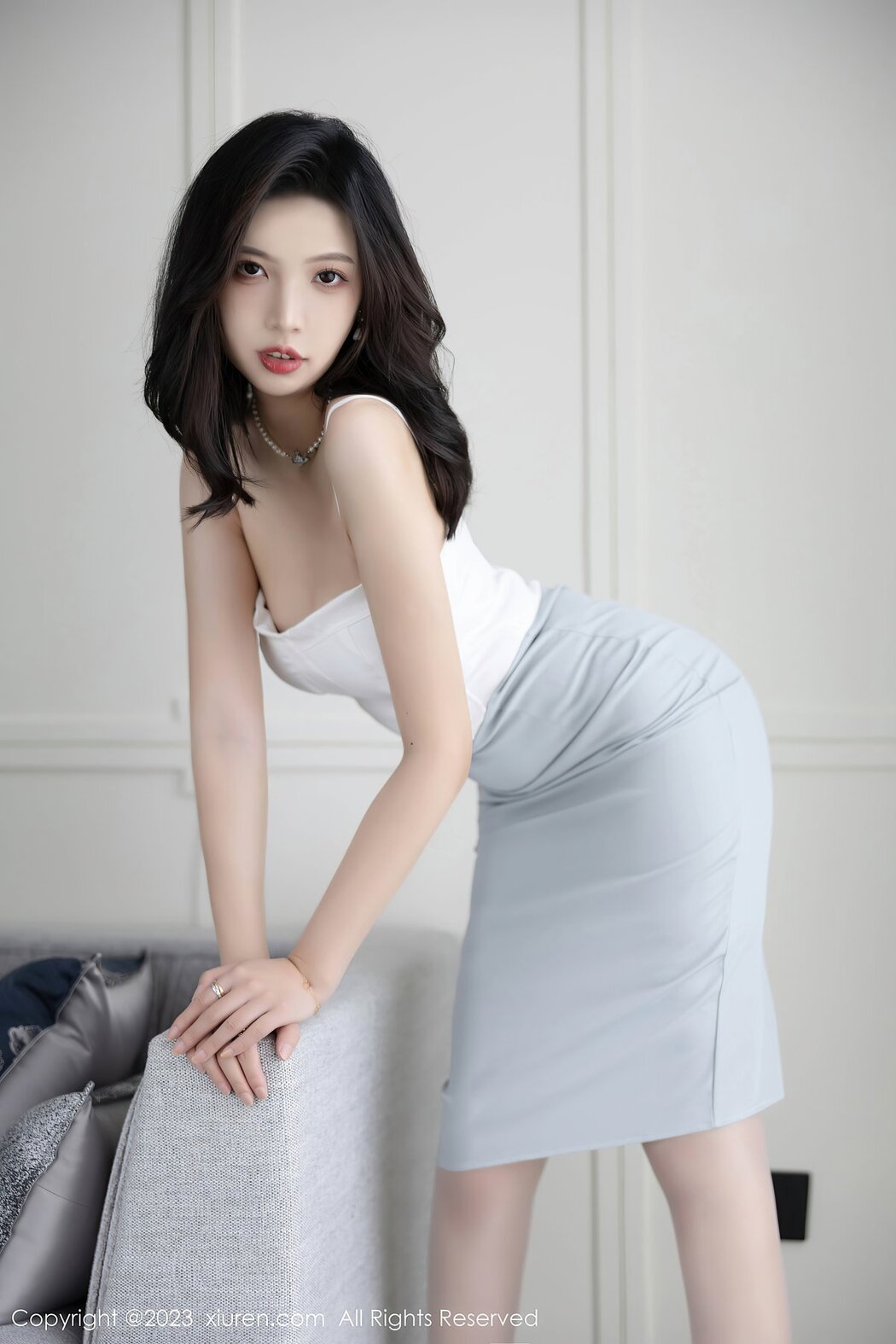 [XIUREN] No.6898 Zheng Ying Shan Bev