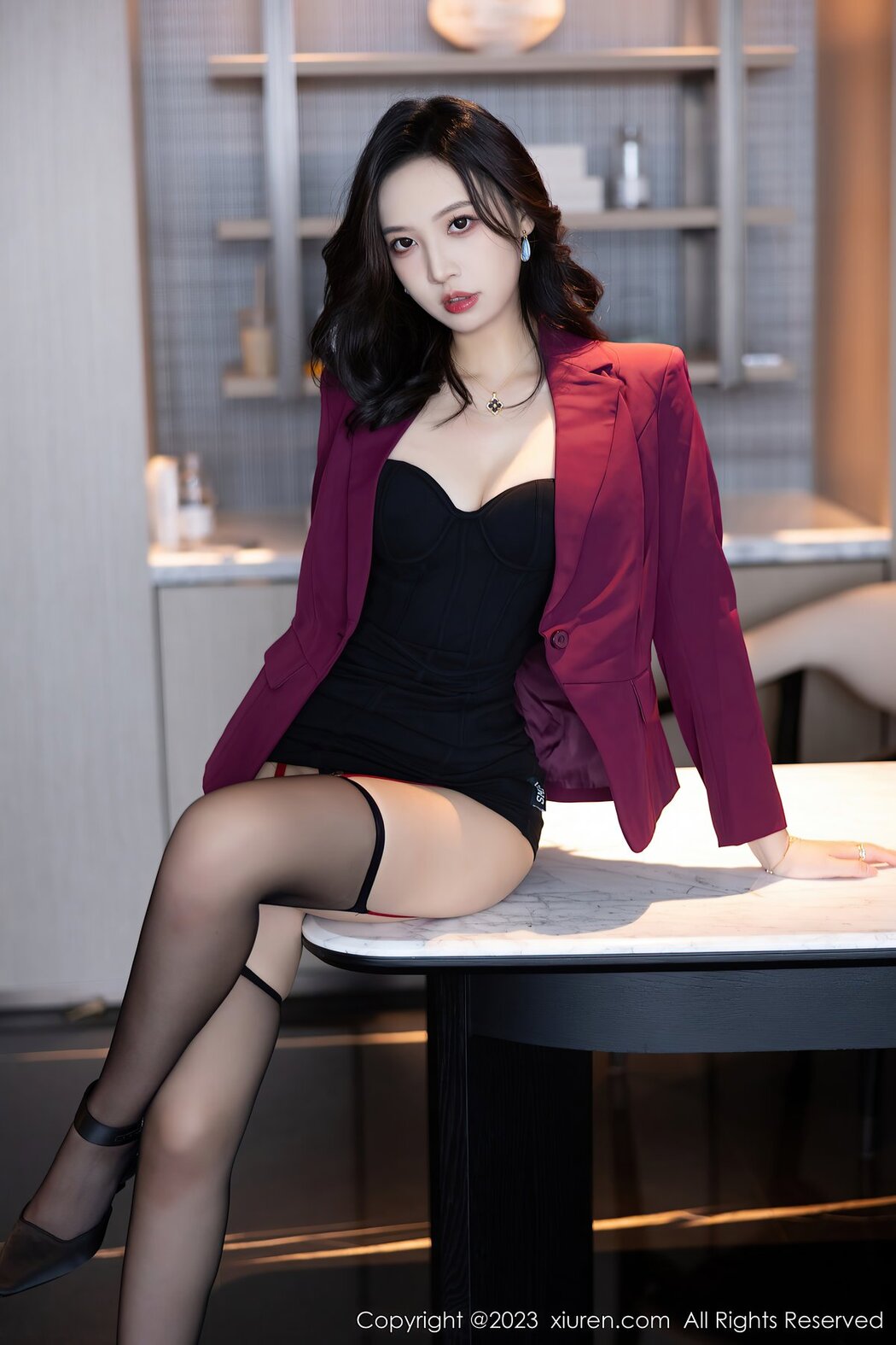 [XIUREN] No.6870 Zheng Ying Shan Bev