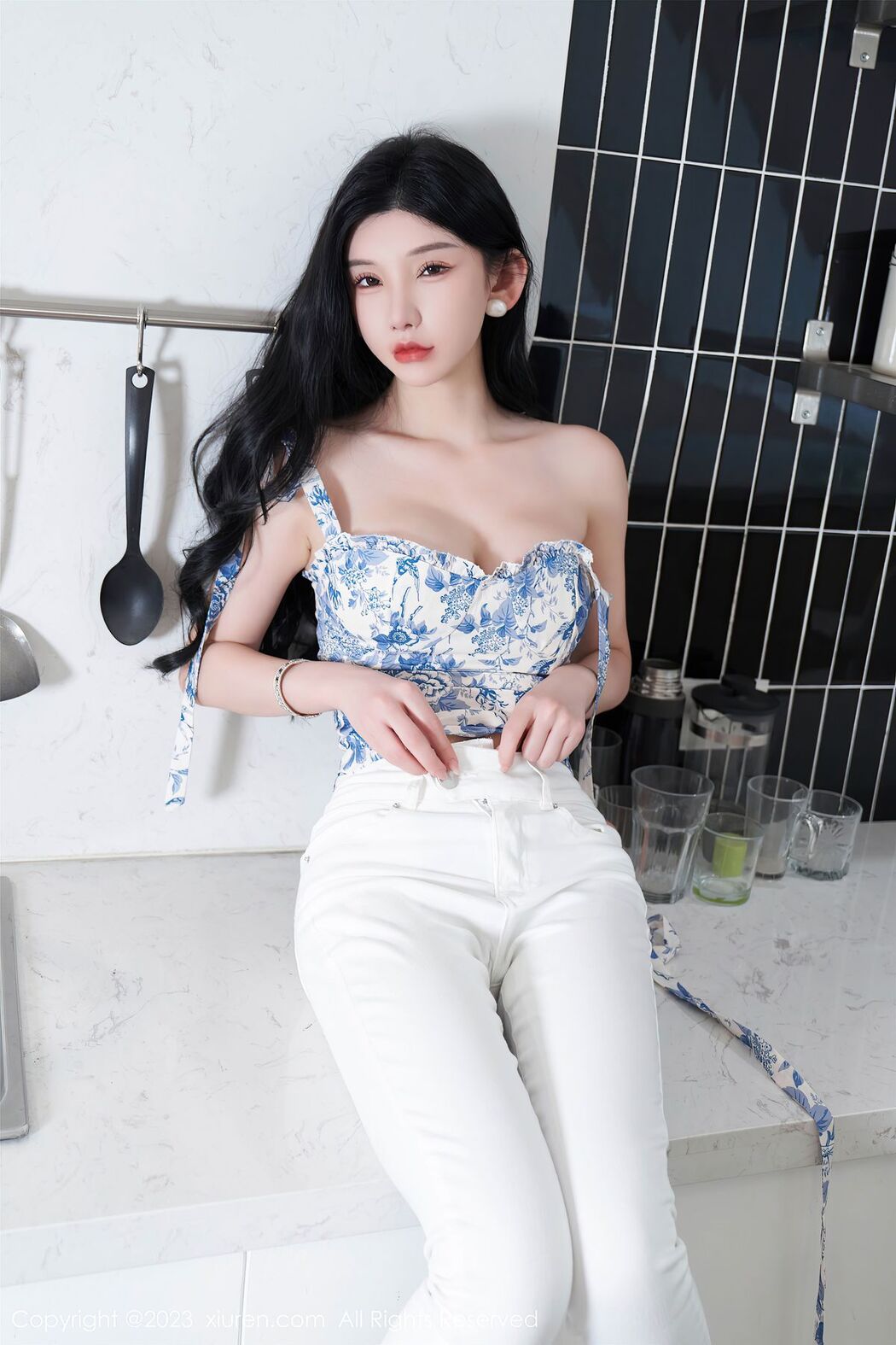 [XIUREN] No.7225 Zhou Yu Xi Sally