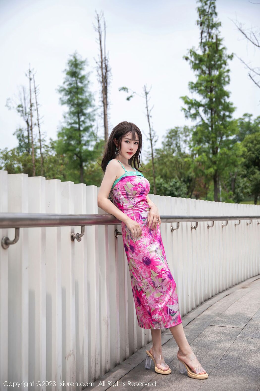 [XIUREN] No.7065 Yan Li Ya Yuliya