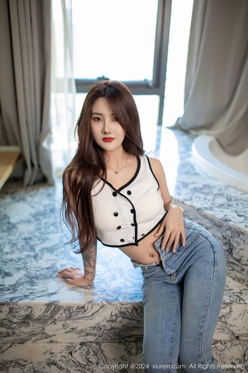 [XIUREN] No.8410 Xian Nu Ai Zi You