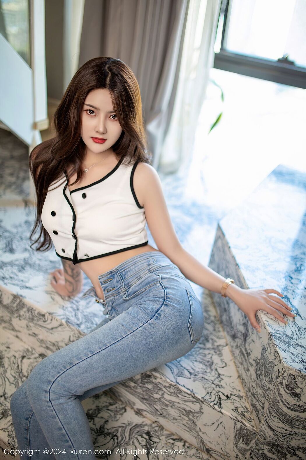 [XIUREN] No.8410 Xian Nu Ai Zi You