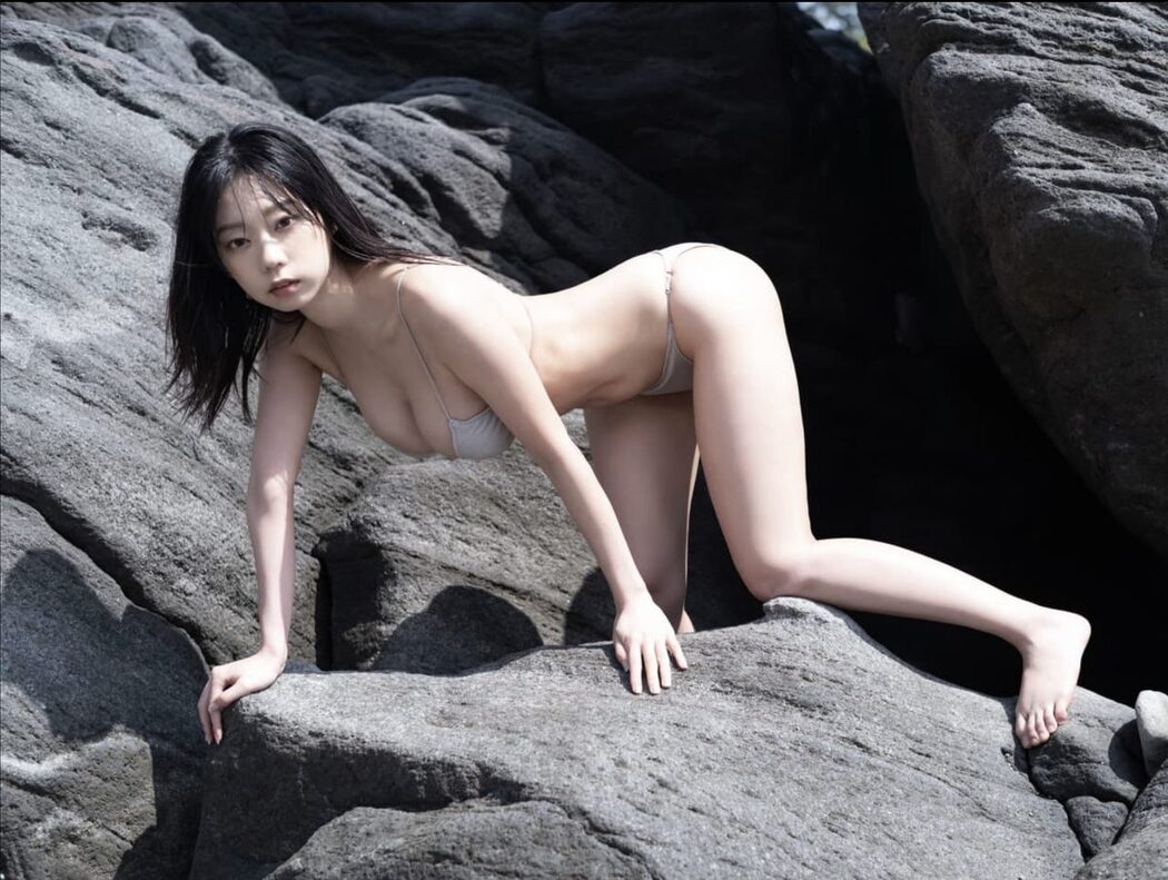 FRIDAY Aoyama Hikaru 青山ひかる 異次元Iカップ
