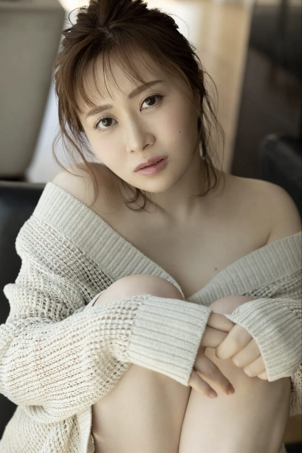 FRIDAY Emi Oomatsu エミリン #グラビアやってみた