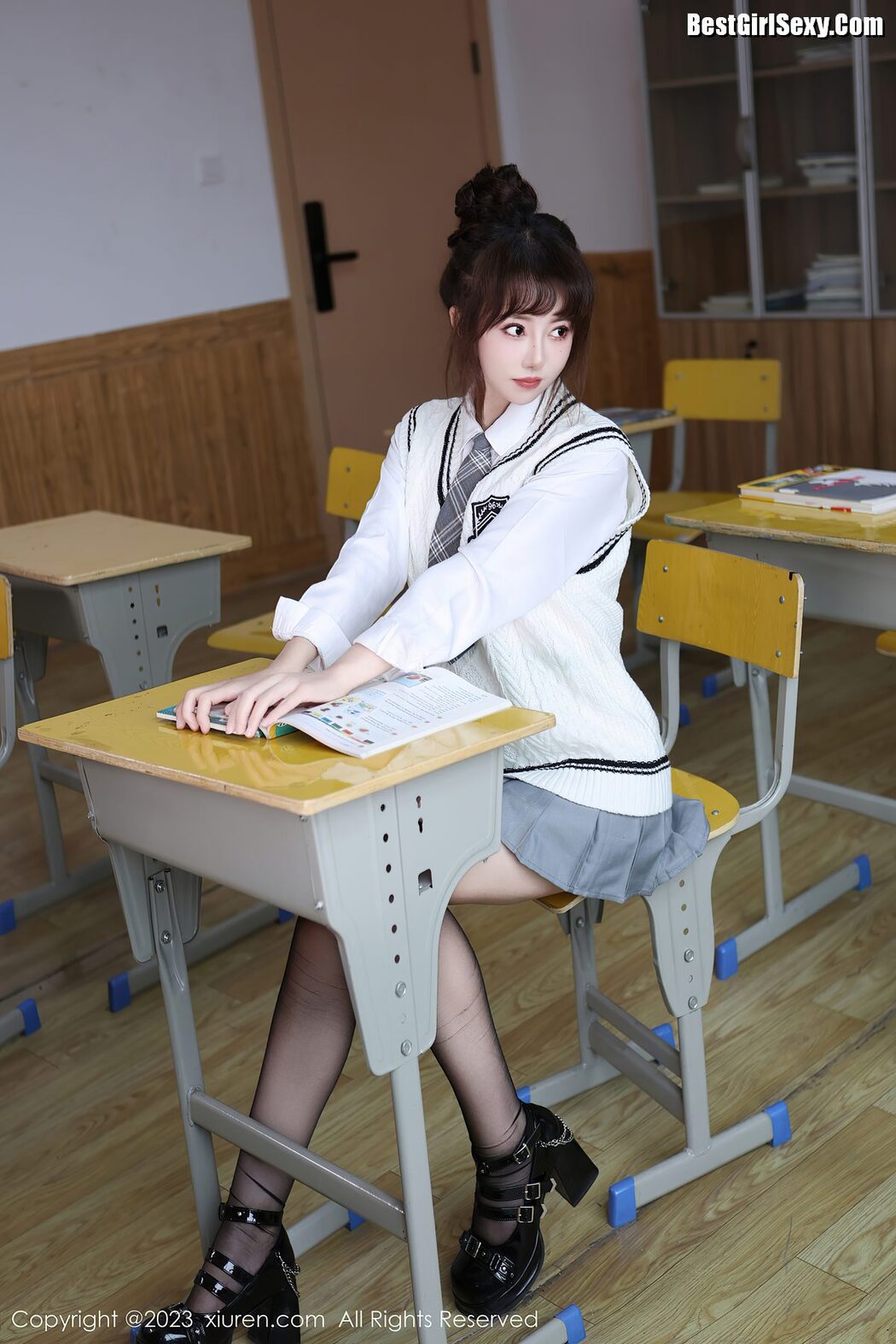 [XIUREN] No.7712 Bai Xiao Xiao