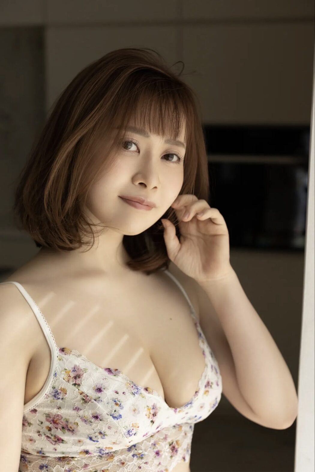 FRIDAY Emi Oomatsu エミリン #グラビアやってみた