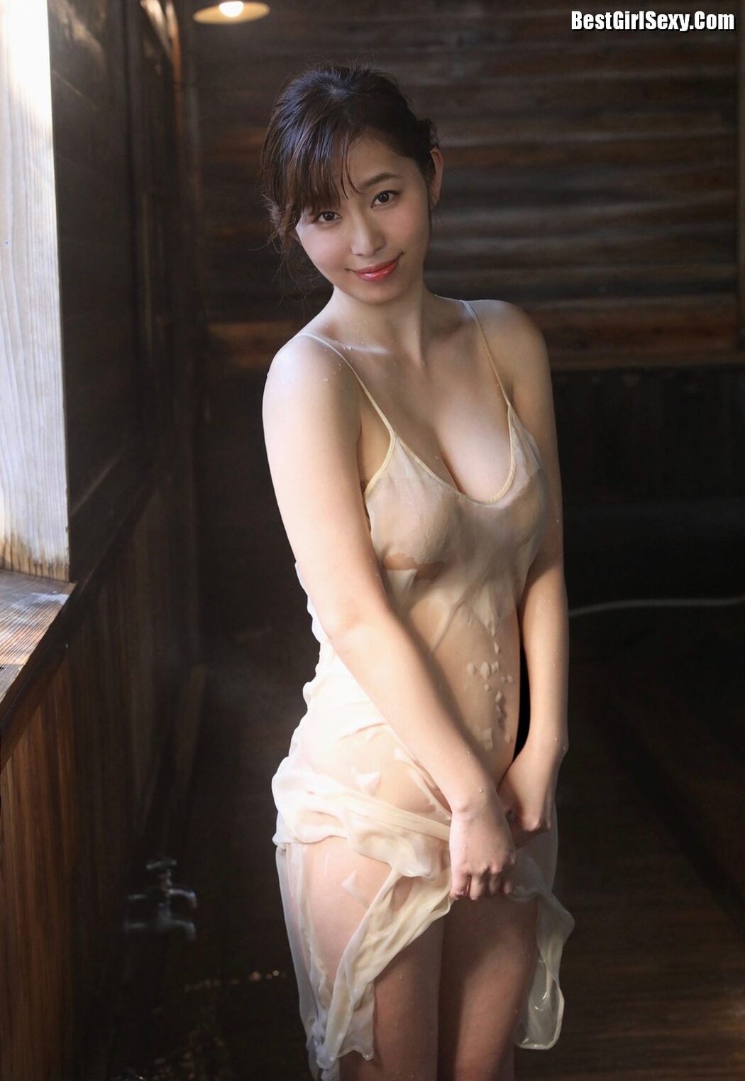 FRIDAY Misumi Shiochi 塩地美澄 – One Night And Two Days A Special Journey Vol.3