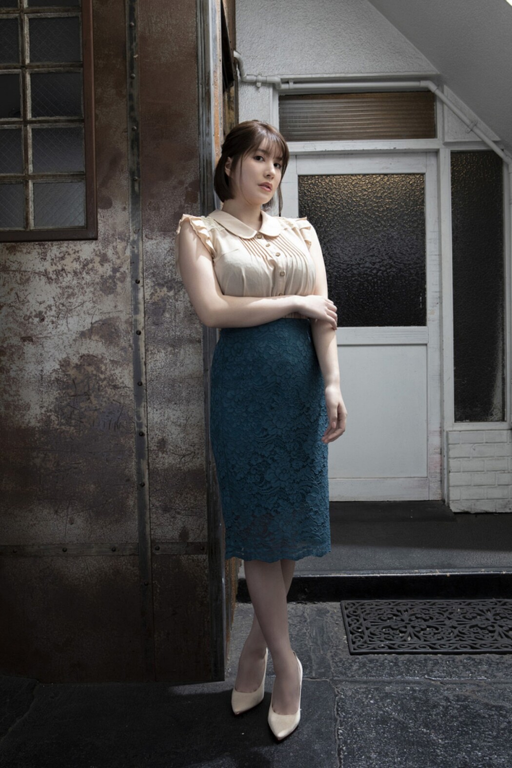 FRIDAY Digital Photo Book Shioyo 汐世 – Goddess Body