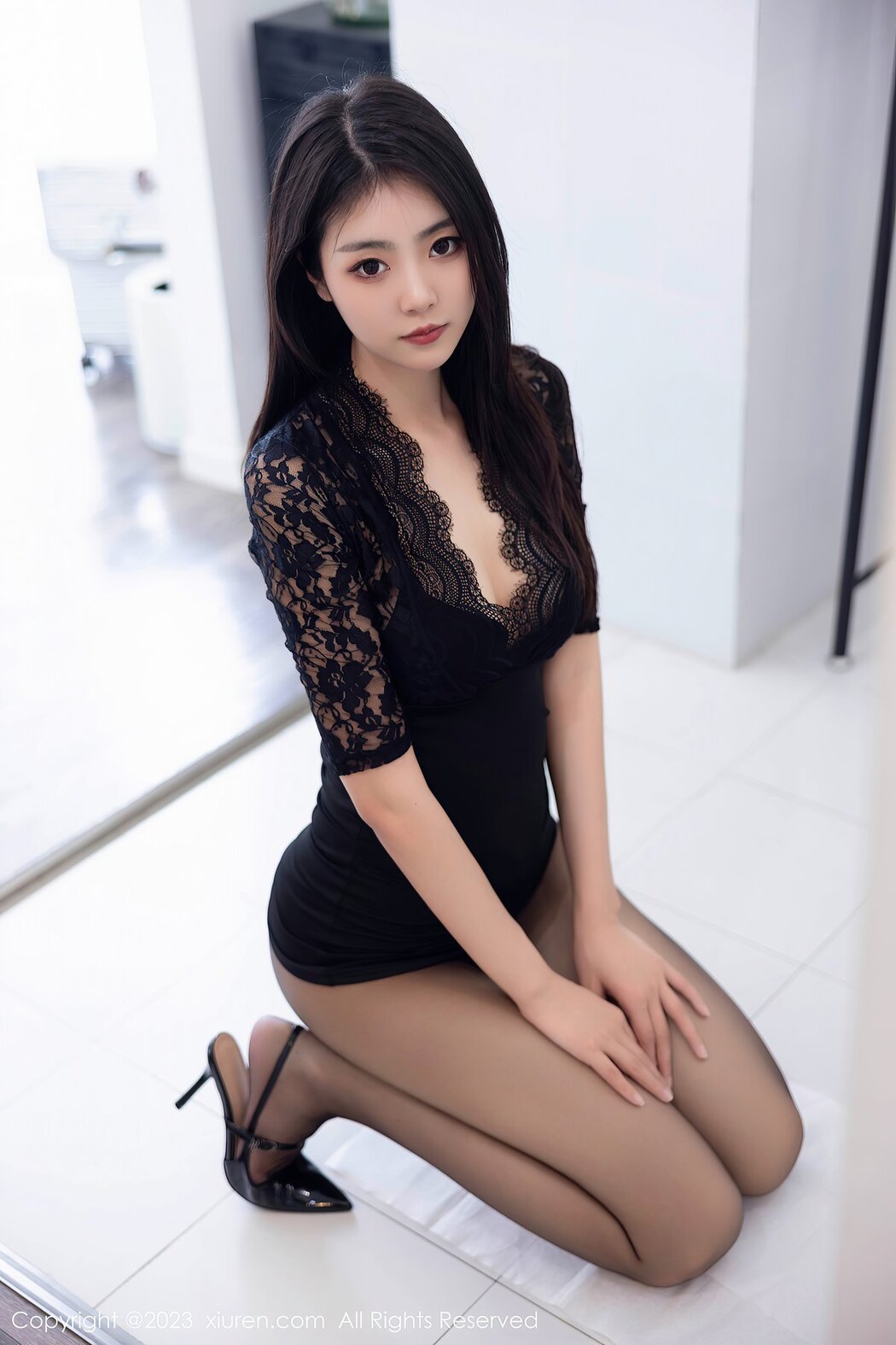 [XIUREN] No.6948 Ke Le Vicky