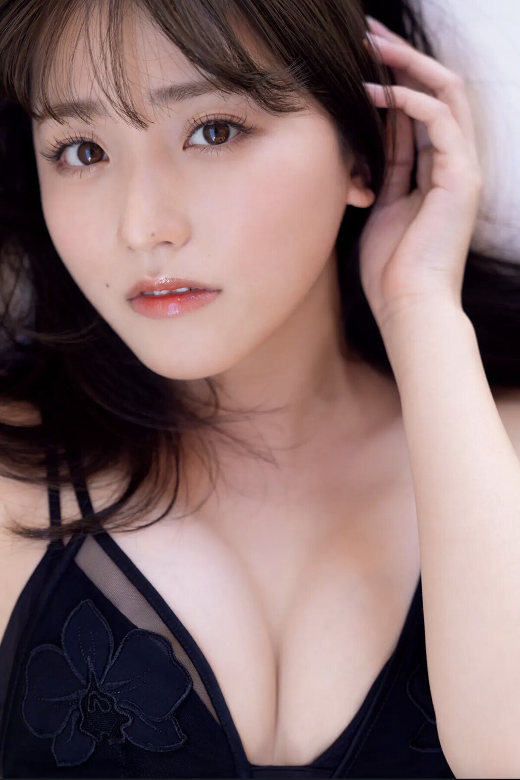 FRIDAYデジタル写真集 2023.03.29 Tadenuma Yui 蓼沼優衣 – Glamorous Girlfriend Cover Photo