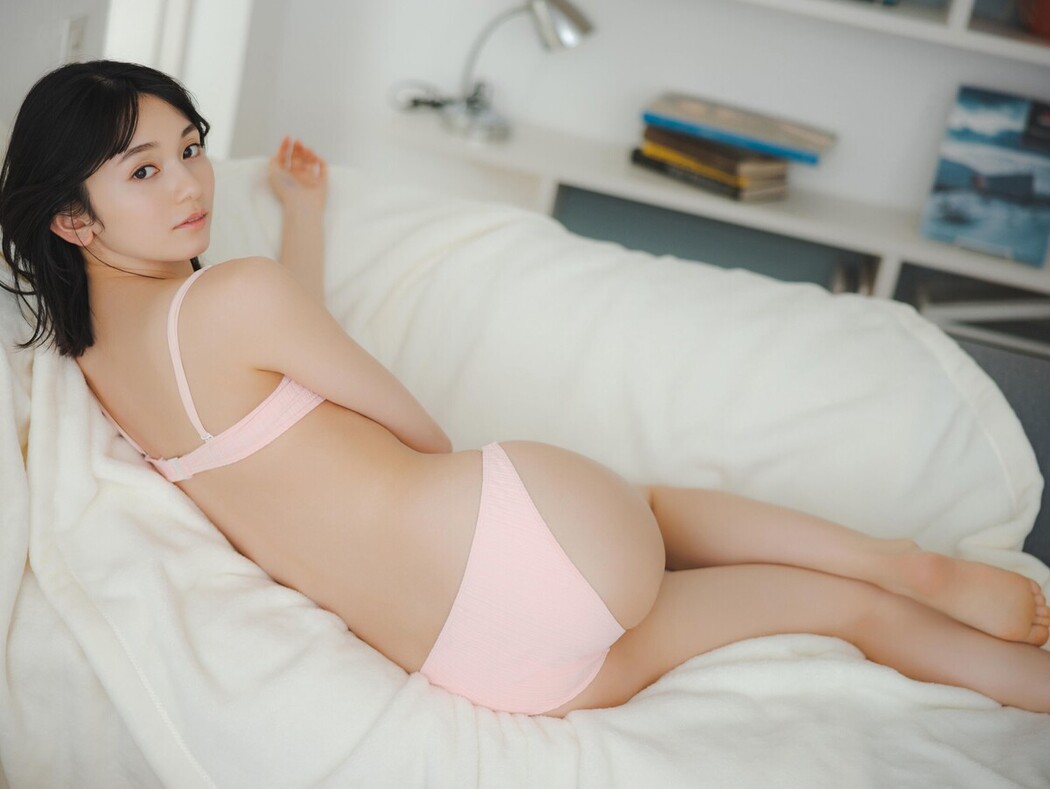 FRIDAYデジタル写真集 2023-05-11 Fuka Kumazawa 熊澤風花 – Since I Turned 20 I have Increased My Weight 106 Pages