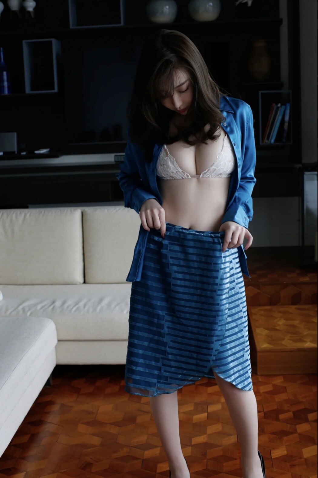 FRIDAYデジタル写真集 Ayumu Takeuchi 竹内渉 – Bewitching Hips Vol.3