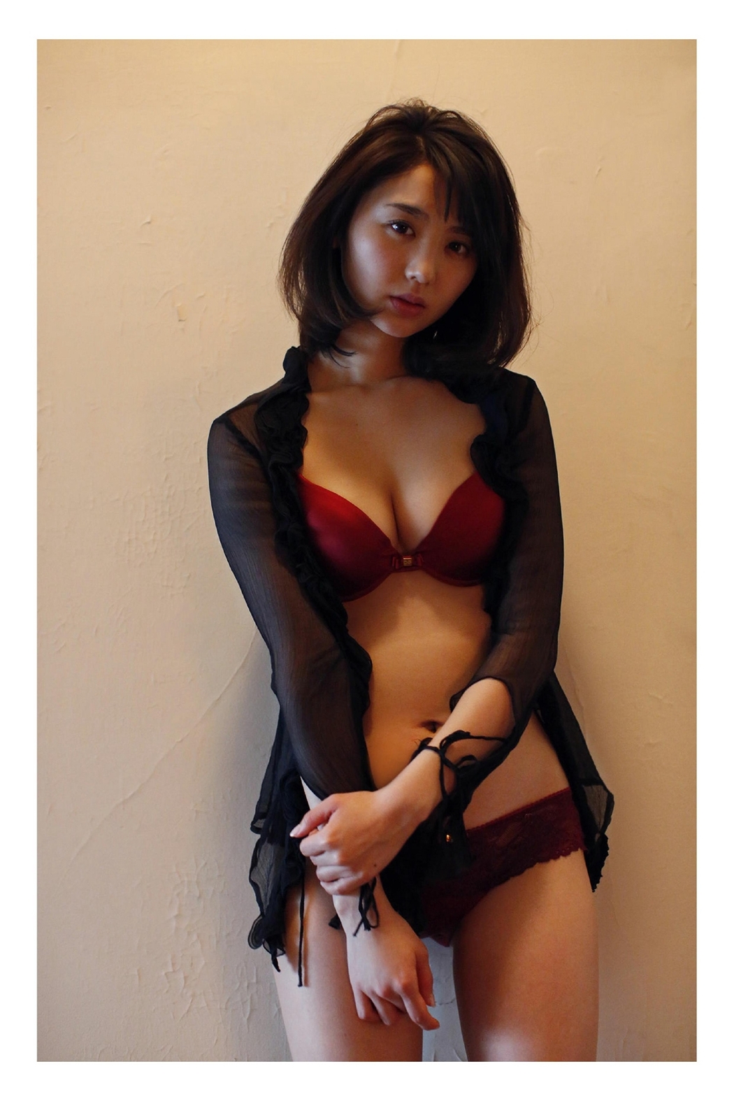 FRIDAYデジタル写真集 Ono Nonoka おのののか – Glossy E-Cup Body