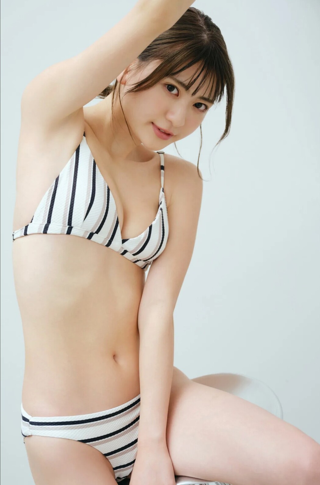 FRIDAYデジタル写真集 Minami Yamada 山田南実 – Because I Am Already An Adult