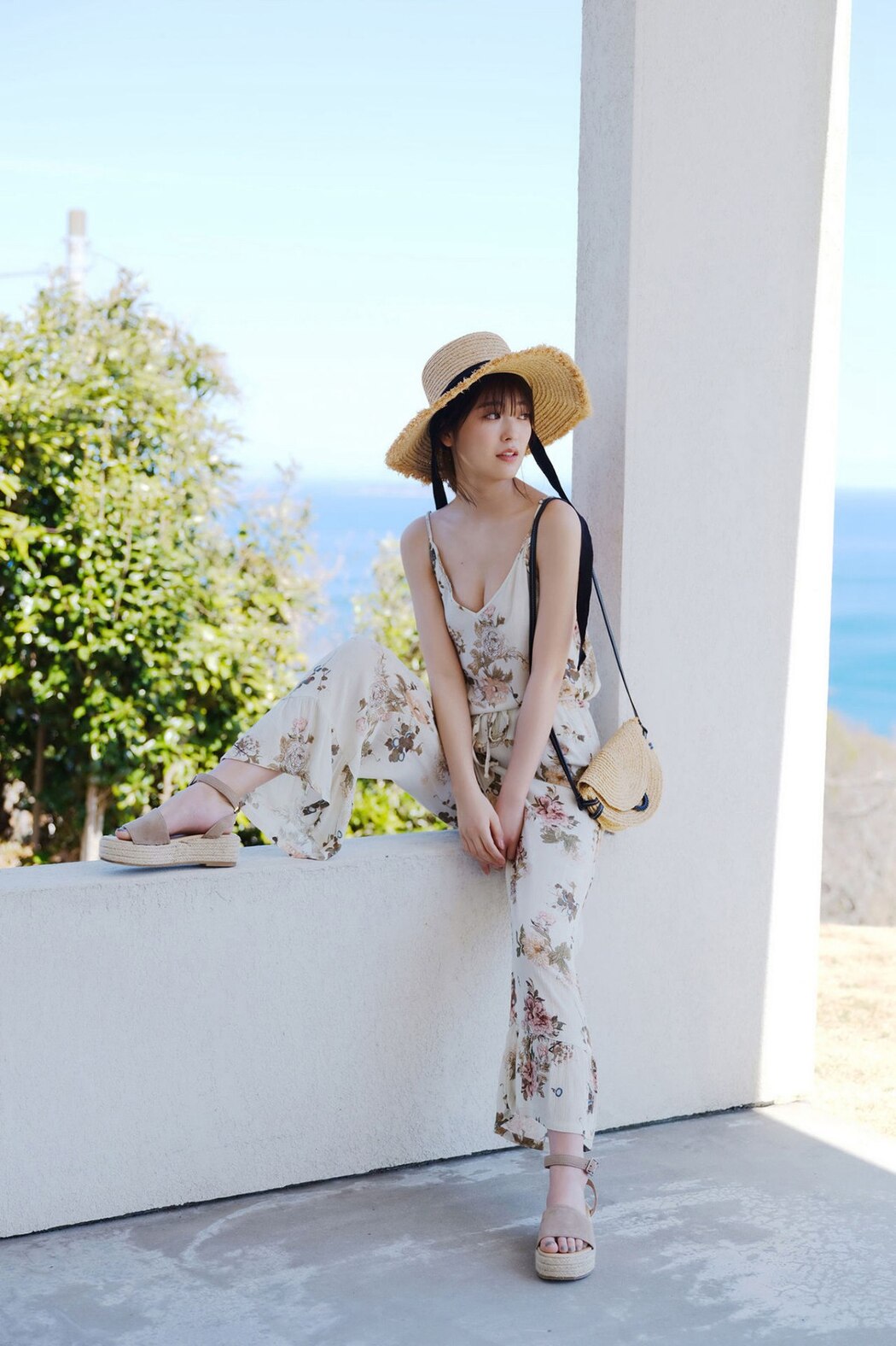 FRIDAY Digital Photobook Mio Kudo 工藤美桜 – While Shining