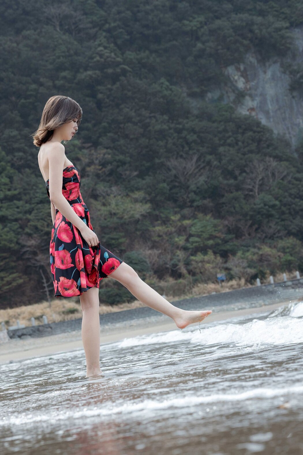 FRIDAY Digital Photobook Mio Kudo 工藤美桜 – Secret Trip