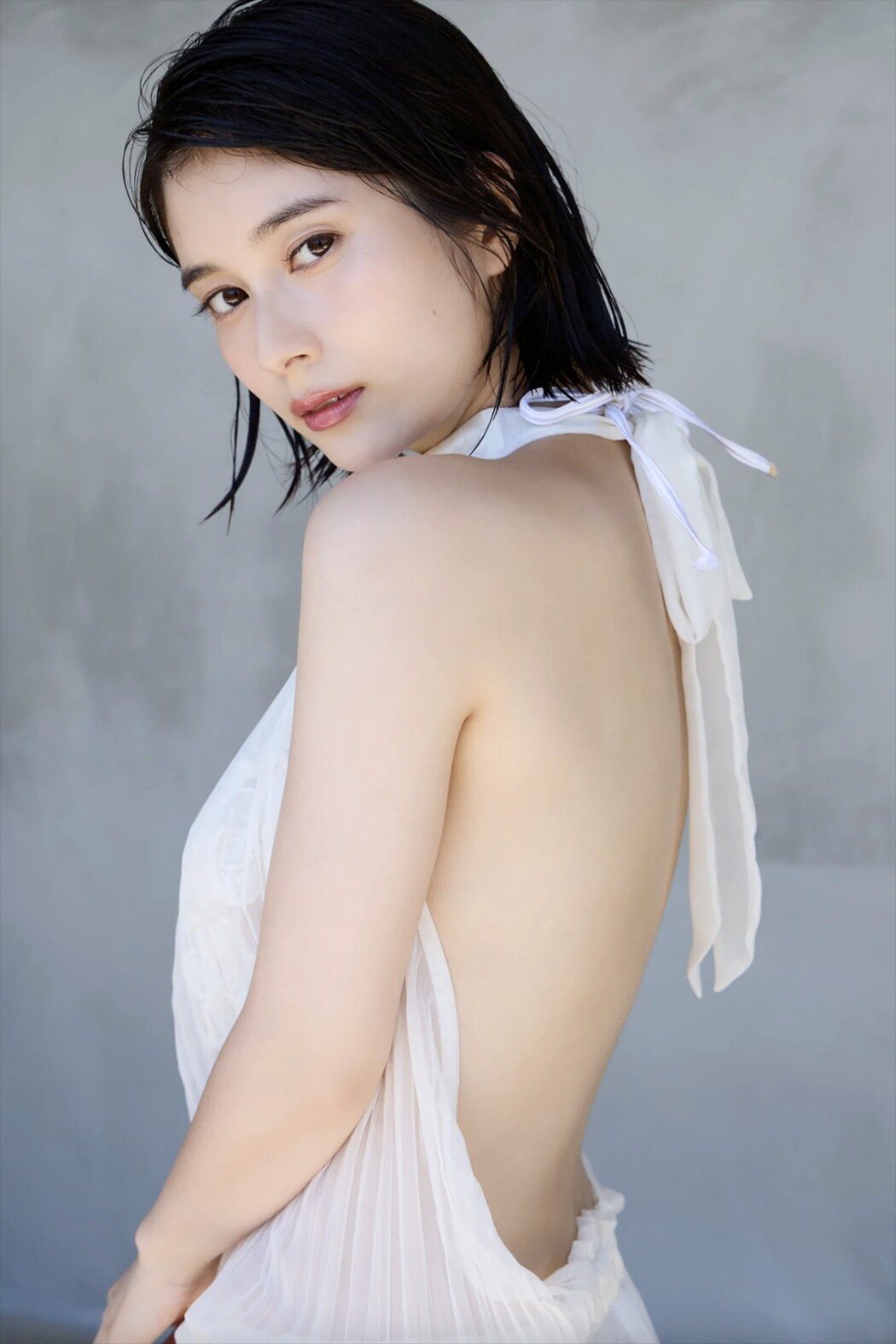 FRIDAY 2023-01-01 Sakurako Okubo 大久保桜子 – Year Of The Rabbit Girl 23 Cuts Cover Photo