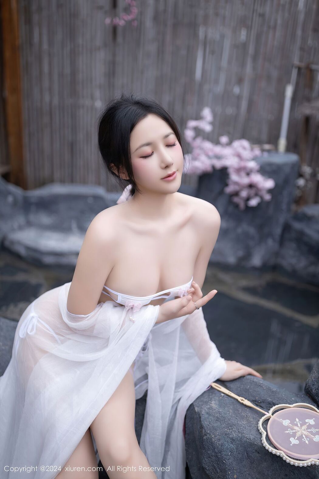 [XIUREN] No.8927 Yu Zi Jiang Fish