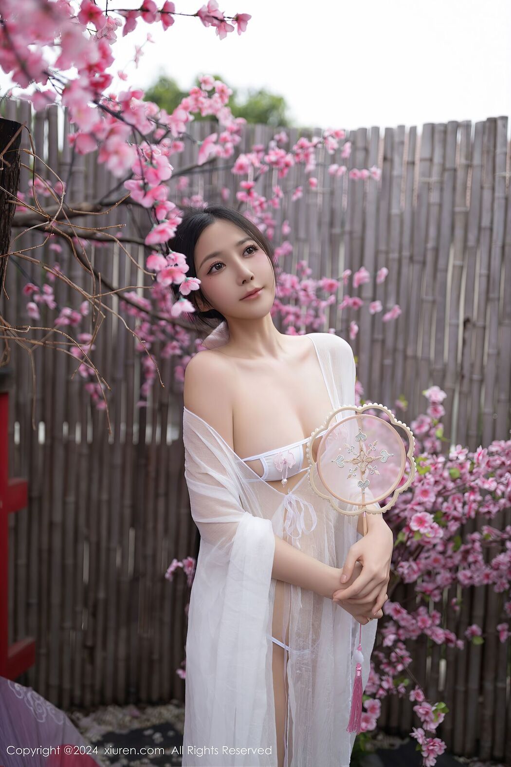 [XIUREN] No.8927 Yu Zi Jiang Fish