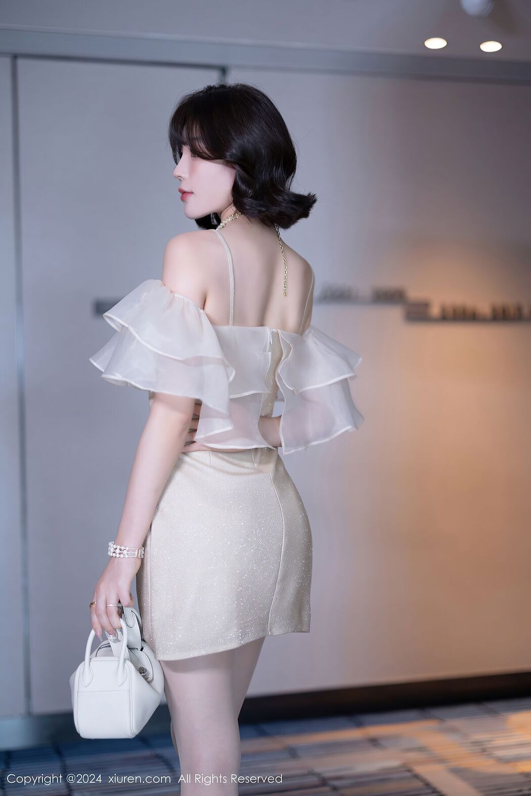 [XIUREN] No.8917 Xu Li Zhi Booty