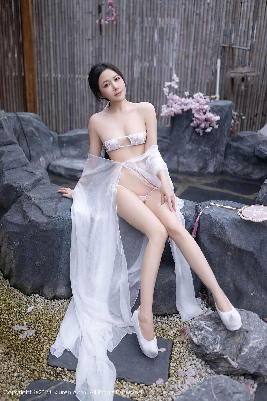 [XIUREN] No.8927 Yu Zi Jiang Fish