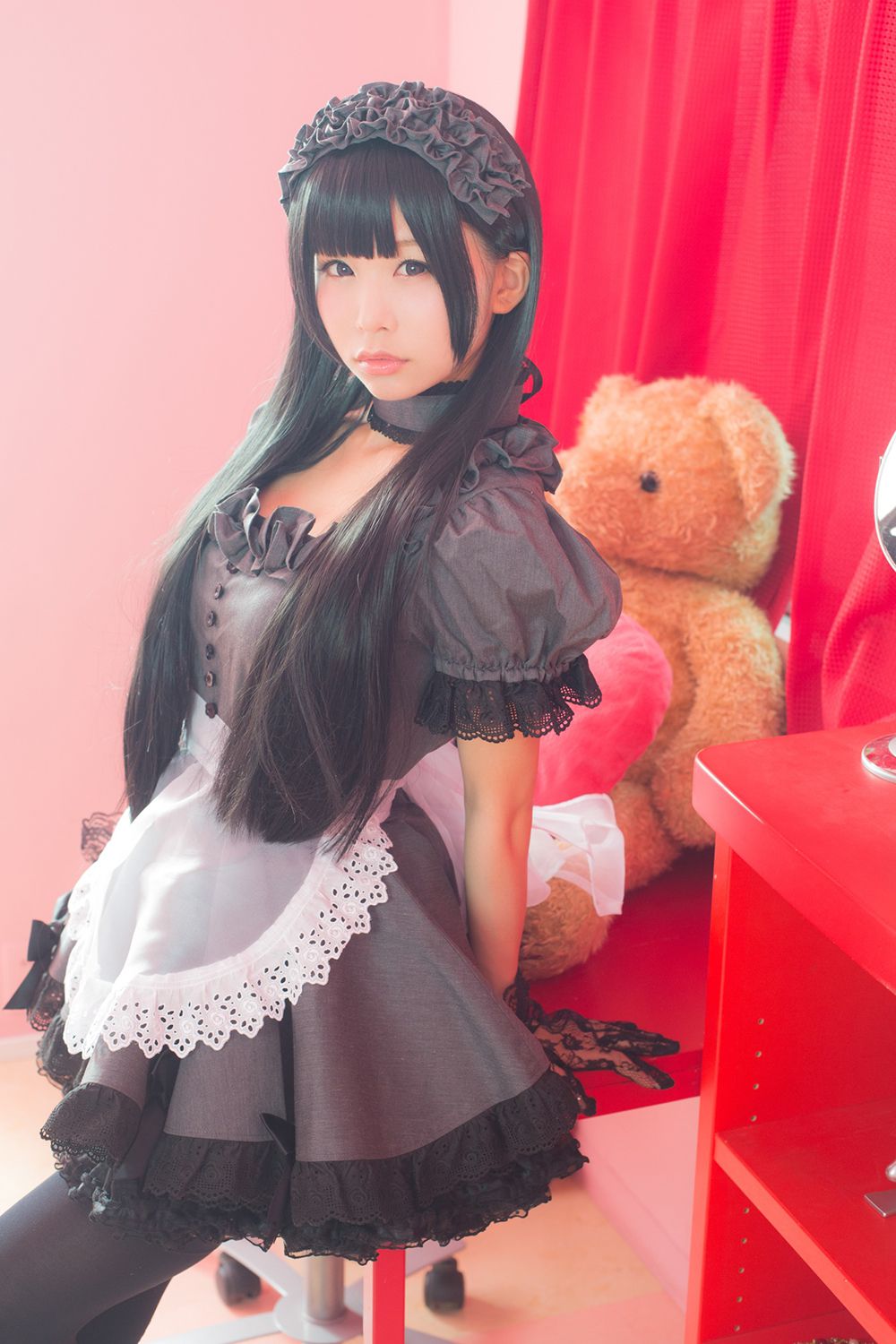 Coser@Akira Gray Maid Doll