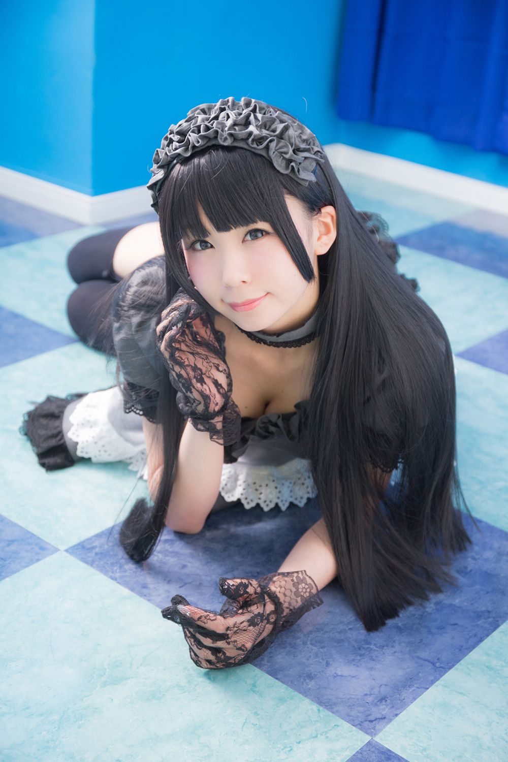 Coser@Akira Gray Maid Doll