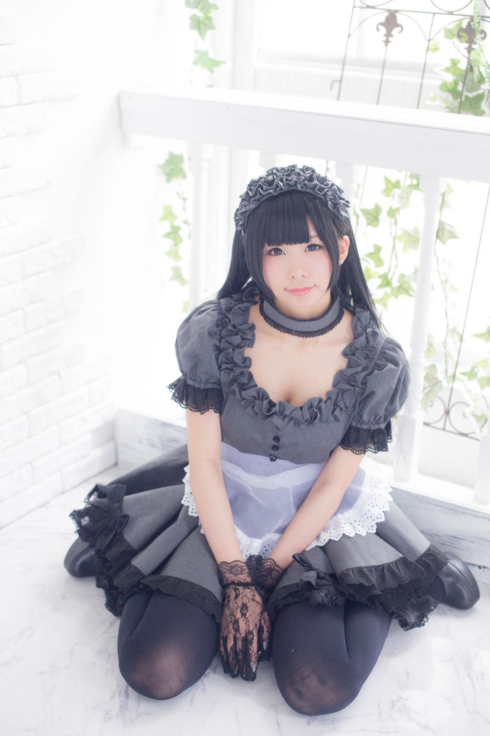 Coser@Akira Gray Maid Doll