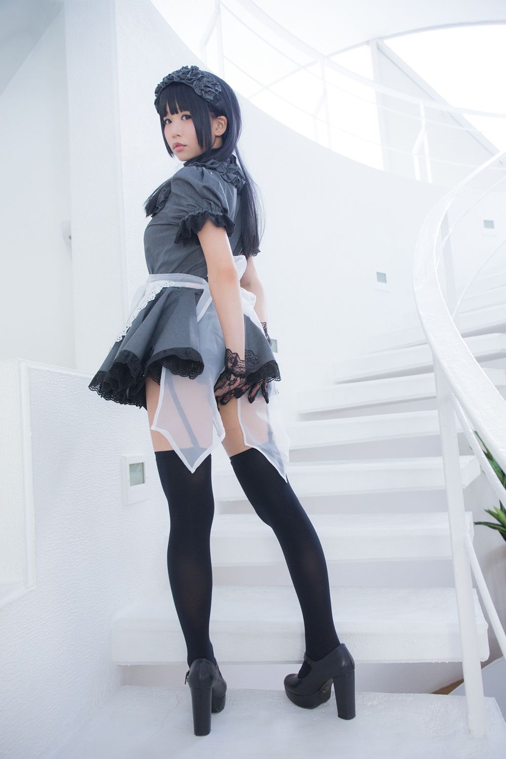 Coser@Akira Gray Maid Doll