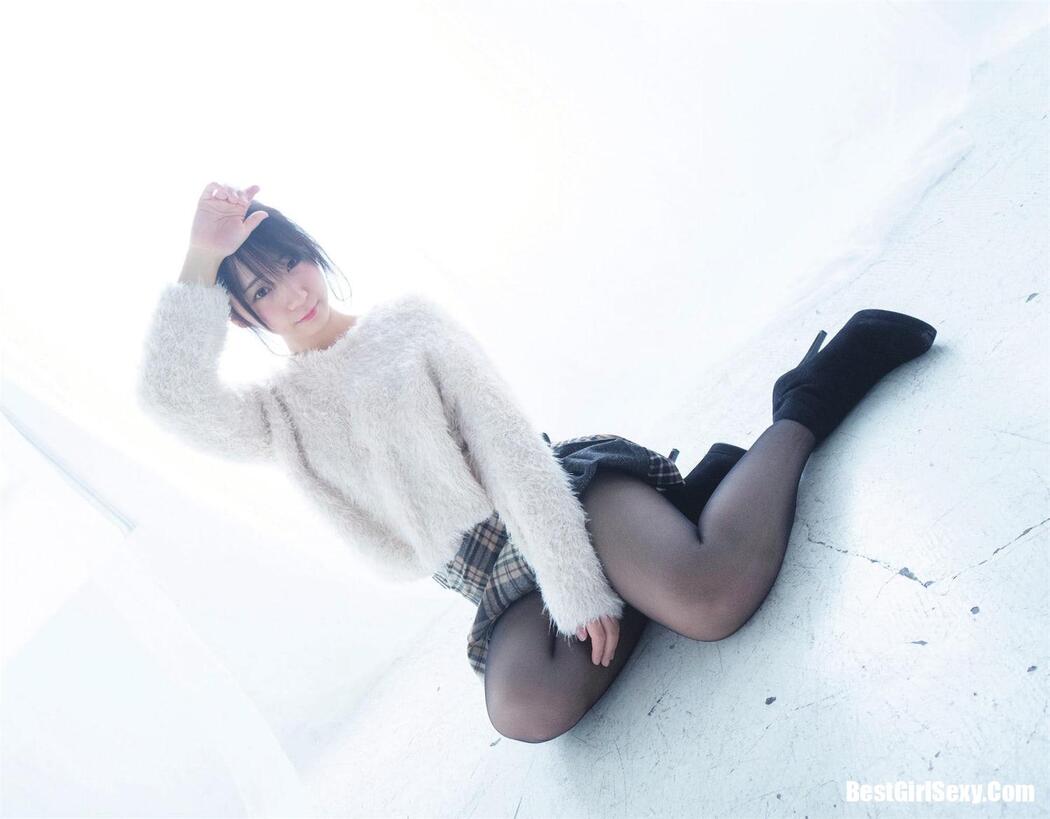 Coser@Moe Iori Black Tights 01