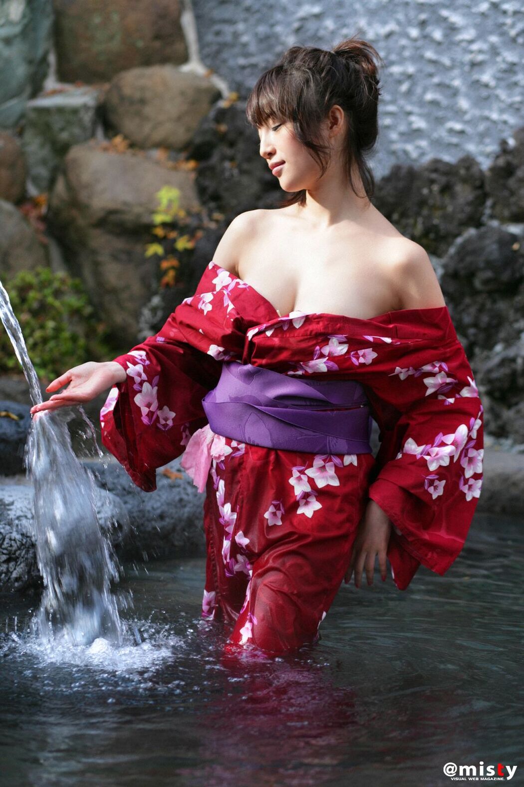 [4K-STAR] NO.00035 Sakura Sato / Sakura Sato Bathroom Clairvoyance Sui